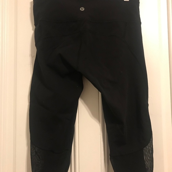lululemon black crop leggings size 6 - Picture 1 of 2